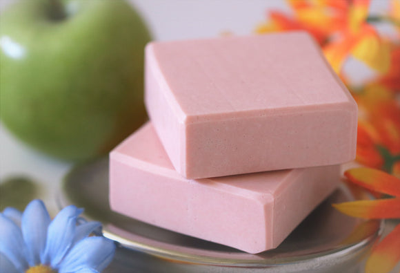 Cinnamon Apple Berry, Shea Butter Soap with Kaolin Clay